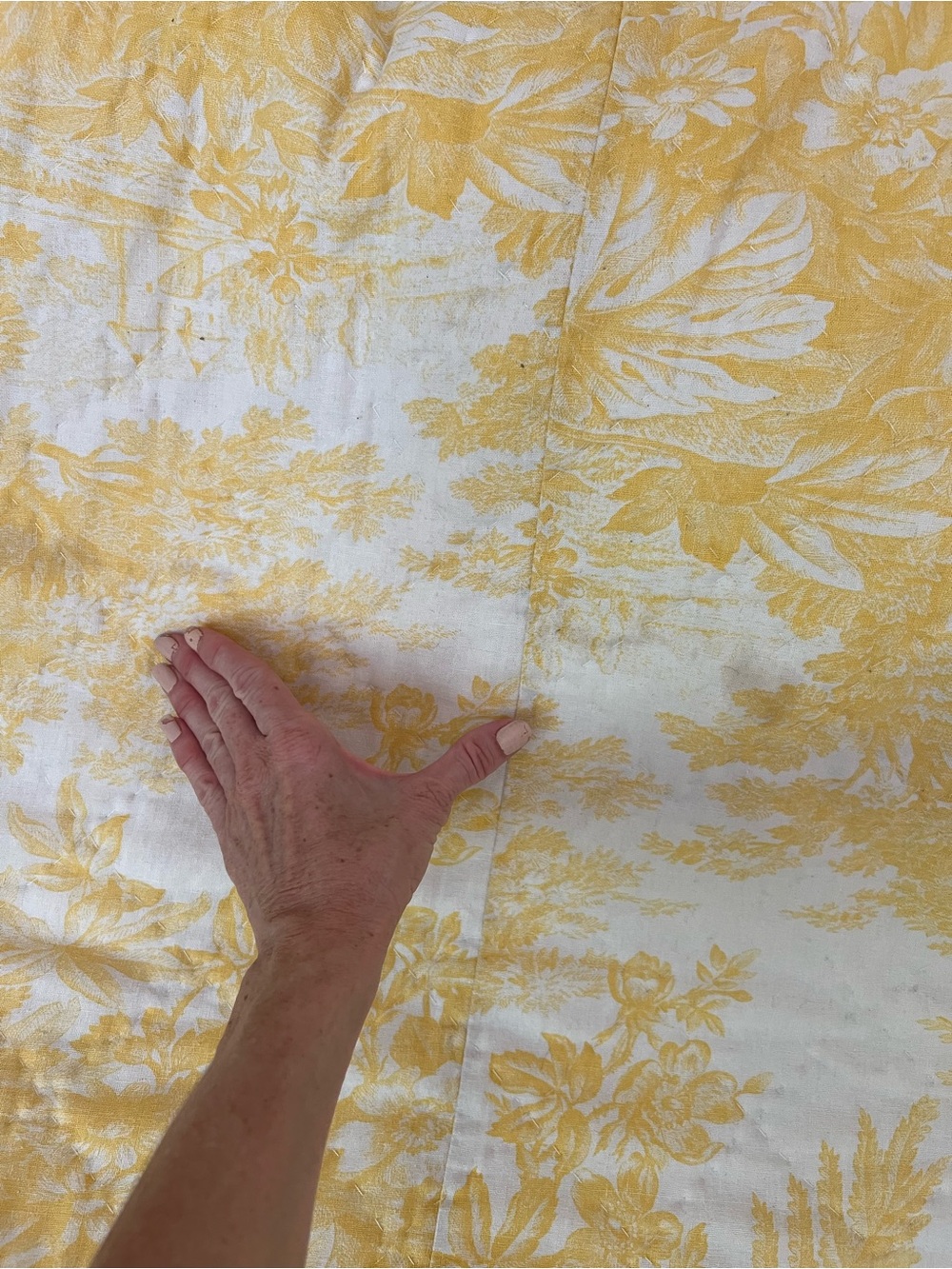 Pottery Barn Yellow Floral Quilted Coverlet Blanket size King - Picture 7 of 8